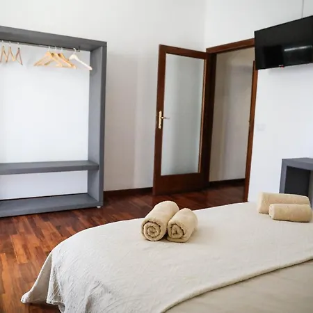 Guest house Aura Rent Of With Shared Kitchen