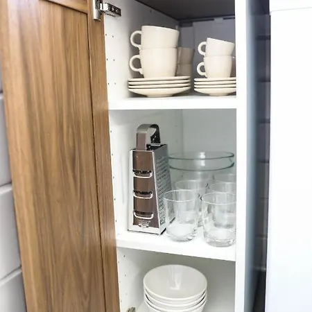 Guest house Aura Rent Of With Shared Kitchen
