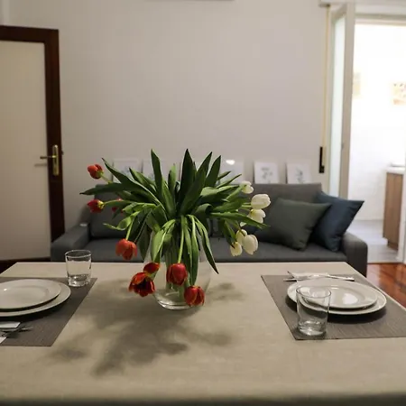 Casa de hóspedes Aura Rent Of With Shared Kitchen Bari