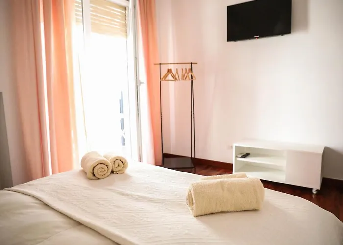 Aura Rent Of With Shared Kitchen 招待所